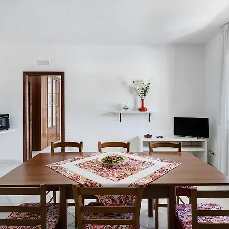 Azzurra Villa *