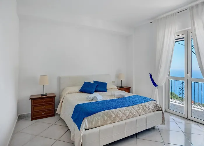 Azzurra 빌라 마사루브렌세