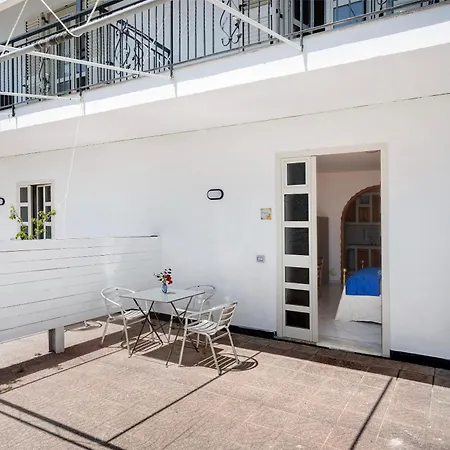 Villa Azzurra *