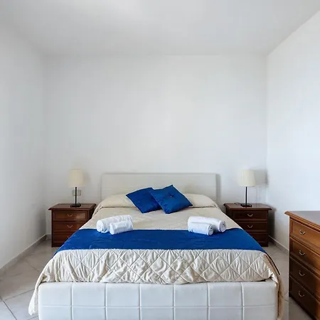 Azzurra Villa