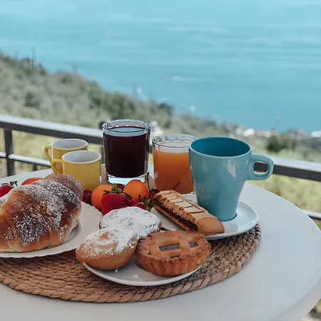Azzurra Villa